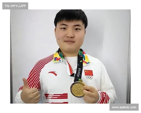 电竞王者崛起之路:从草根到S赛冠军的辉煌征程与传奇故事 电竞王者崛起之路:从草根到S赛冠军的辉煌征程与传奇故事