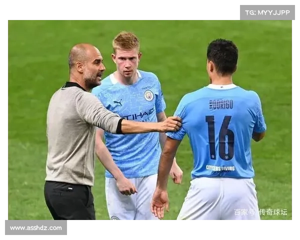 如何通过战术调整与团队协作提升曼联整体战绩与竞技状态