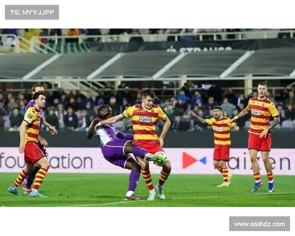 意甲联赛风云变幻：传奇豪门与新兴力量的激烈角逐